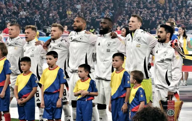 百家乐官网-【早报】美洲杯两连胜，首届世界杯冠军不是闹着玩的